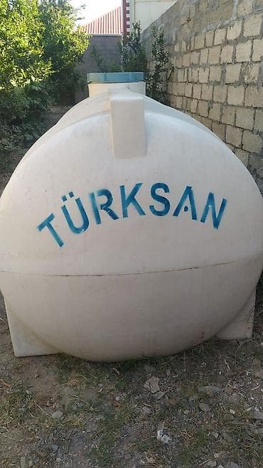 су чани: Türksan su çəni – 3000 litr - Həcm: 3000 Lt (üzərində qeyd olunub) - — 2