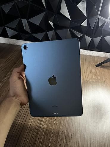 ipad: Apple iPad Air 5 M1 (mavi)əla vəziyyətdə olan iPad Air (5-ci nəsil) — 9