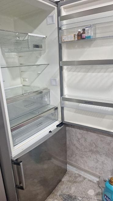 Xarab 2 qapılı Siemens Soyuducu Satılır, rəng - Gümüşü — 4