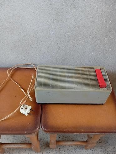 Elektriklə işləyən stolüstü qızdırıcı cihaz. Klassik düzbucaqlı — 2