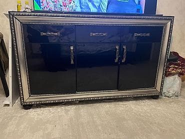 modeyra mebel: Düz TV altlığı, Polkalı — 2