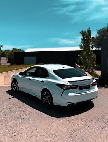 toyota corolla diskleri: Toyota Camry. Maşın ideal vəziyyətdədir. Amerikadan yüngül zədə ilə — 9