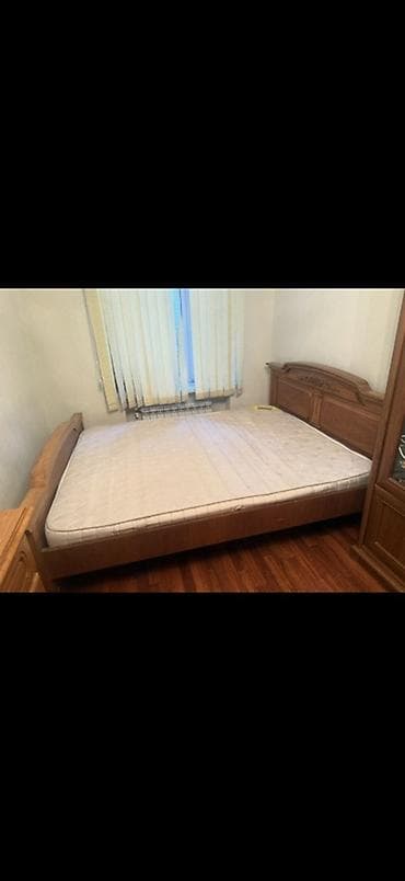 Taxt matrasli, Ruminiya - Material: massiv ağac (klassik oyma başlıq