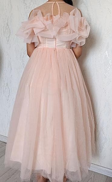 Gözəllik və sağlamlıq: Bu geyim satilir. Yeni sayilir 1 defe 1.2 saatliq geyinilib. 13 yasa — 1