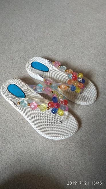 Сланцы на девочку19 см купили в Дубае Атлантис — 1