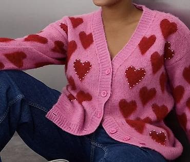 jordan jaket: Qadın kardiqanı – ürək naxışlı - Rəng: çəhrayı fon üzərində qırmızı — 1