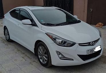 Hyundai Elantra: 1.8 l | 2015 il