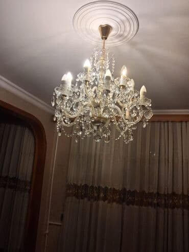 Audi: Люстра — 2