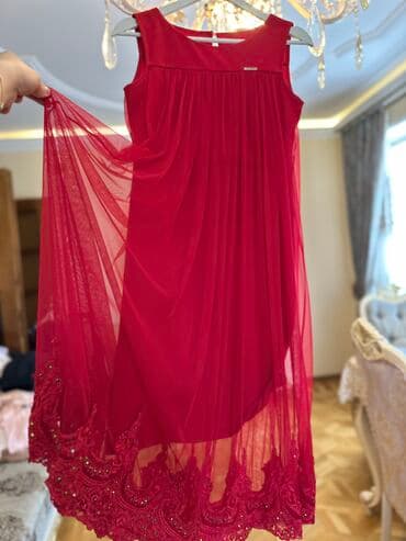 ikinci əl uşaq əşyaları: Elbise (don) tecili satilir!4 saata geynilib!Moskvada alinib! S,M — 4