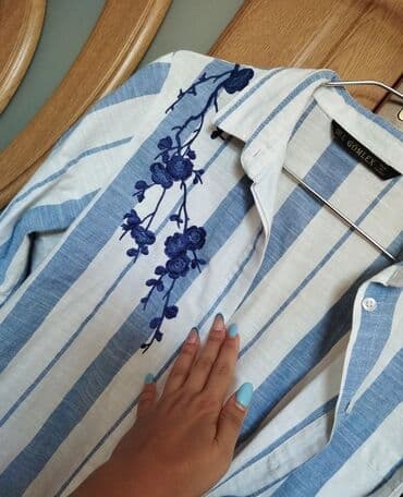 qadın koynekleri: S razmerdi. Türkiye istehsalidi. 2 defe geyinmisem cemi. 12 manat — 4