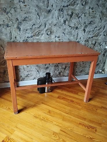 saatlar type 0: Stol 110 En 68 sm ayaqdan hün 77 sm — 6