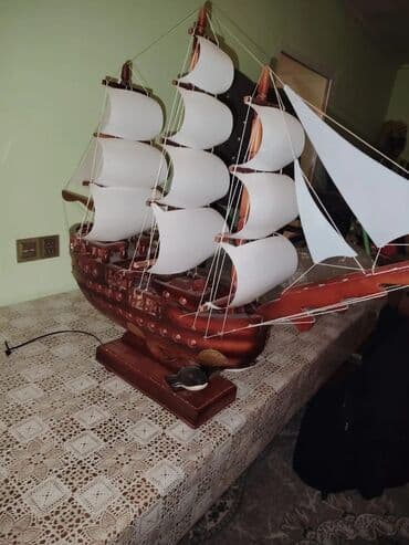 model masinlar: Taxt,a yelkənli gəmi maketi - Material: cilalanmış ağac korpus, ağ — 3