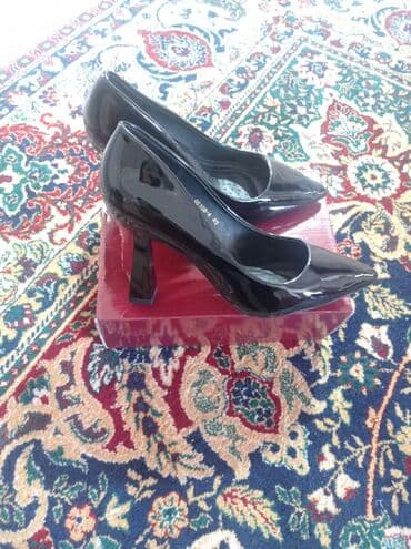 туфли новая не одевала не разу: Туфли, Размер: 40, Новый — 1