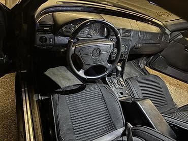 mercedes e class: Mercedes-Benz CE 200: 2 l | 1994 il Sedan — 6