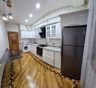 7 mikrorayon: Neftcilər metrosuna yaxin Start idman kompleksinə yaxin 16 mertebeli — 24