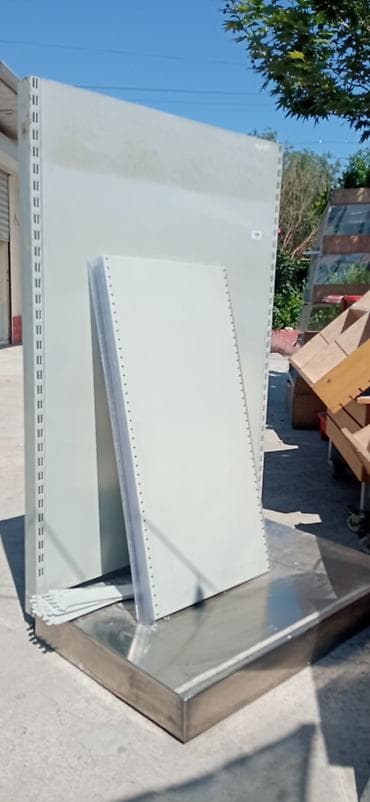 Mağaza vitrin avadanlıqları – modul stend və adalar Təsvir: - Mağaza