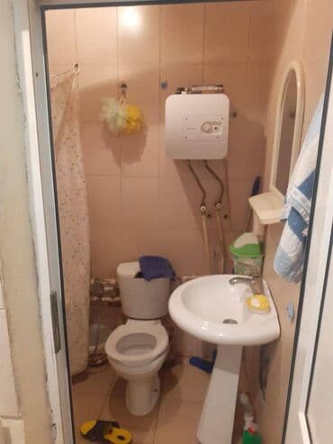 kiraye verilir: Yasamalda yasamal mola yaxın 10 mertebeli binanın 10-cu mərtəbəsində — 12