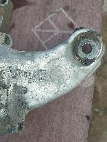 moto hisseler: Məhsul: Alüminium mühərrik dayağı kronşteynləri (cüt) Təsvir: - — 4