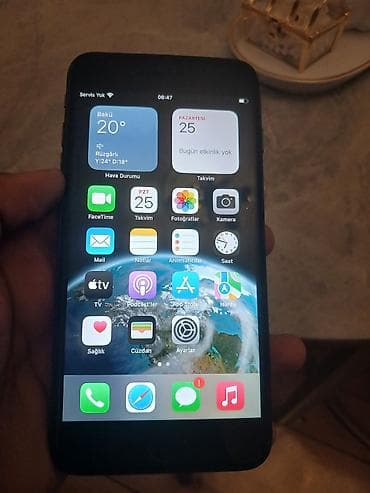 iphon 5: IPhone 8 Plus, Qara, Barmaq izi — 1