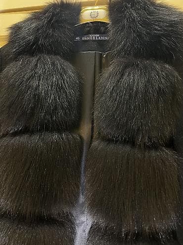 idman dest: Qışlıq qadın palto – təbii pesets xəz ilə Brend: Maison D’Angelann — 2