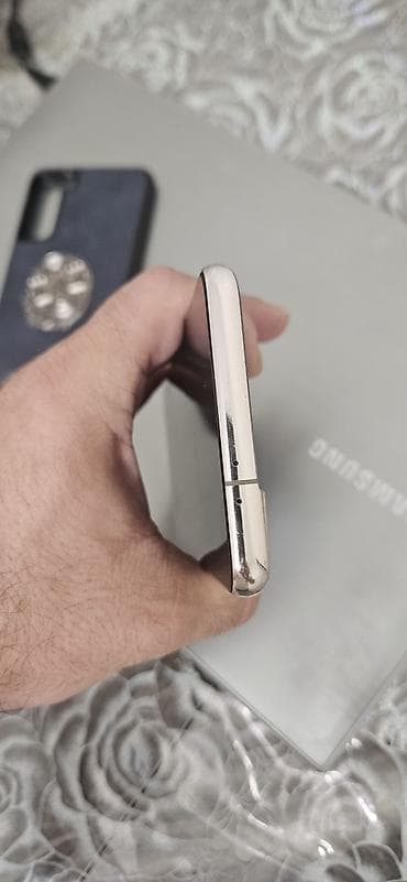 iphone 14 plus: Samsung Galaxy S21 5G, 128 GB, rəng - Bənövşəyi, Sensor, Barmaq izi, Simsiz şarj — 9