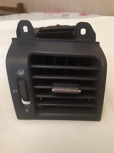 Mercedes-Benz E klas 210 modelinin hava defilektorudur sag tərəfidir