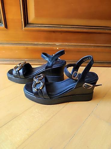 Ölçü: 37, rəng - Qara, İşlənmiş