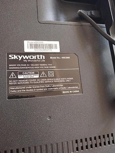 type c to usb: Skyworth 40E2000 LED TV - Ekran diaqonalı: 40" - Model: 40E2000 — 3