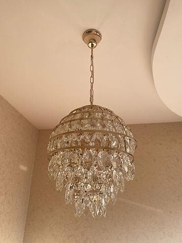 Güzgülər: Çılçıraq, Xrustal — 2