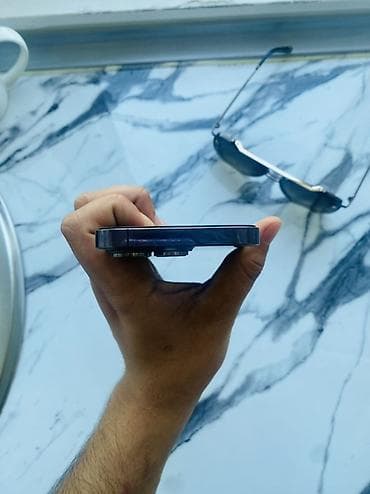 iphone 12 pro mini: IPhone 14 Pro, Göy, Simsiz şarj — 5