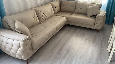 L🅰/ divan 4 ay istifadə edilib. Ölçü 3x1.90 Qiyməti 600 azn Açılır