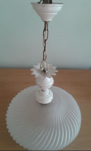 gecə lampası: Divar üçün yelpiy tipli bra ve vilciraq. - Material: buzlu ağ şüşə — 3