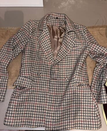 Пиджаки: Qadın şık bleizerləri – 3 model 1) Çəhrayı bleizer - Klassik yaxalıq — 3