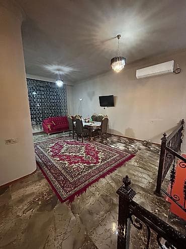 Kirayə mənzillər: Obyekt və yaşayış sahəsi – 2 mərtəbəli bina. Xüsusiyyətlər: - — 4