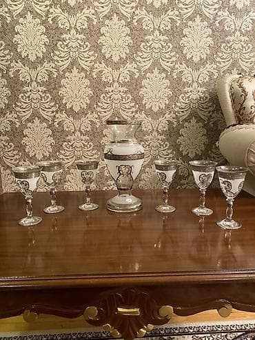 bagema guldan: Rəng - Gümüşü, Şüşə — 1