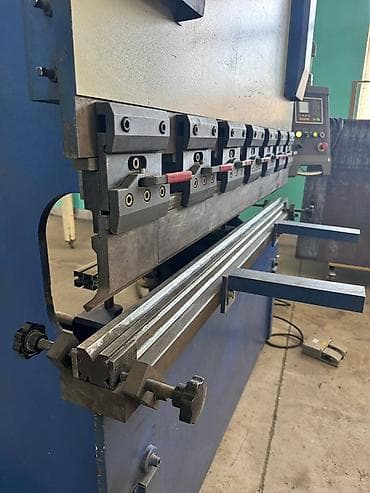 Satılır: 1600 mm, 40 ton Abkant Pres (List Bükmə Aparatı) 🔹 Demək