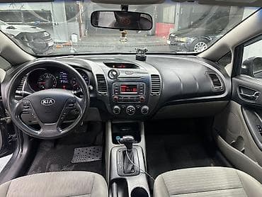 lider disk: Kia Cerato: 1.8 l | 2013 il Sedan — 6