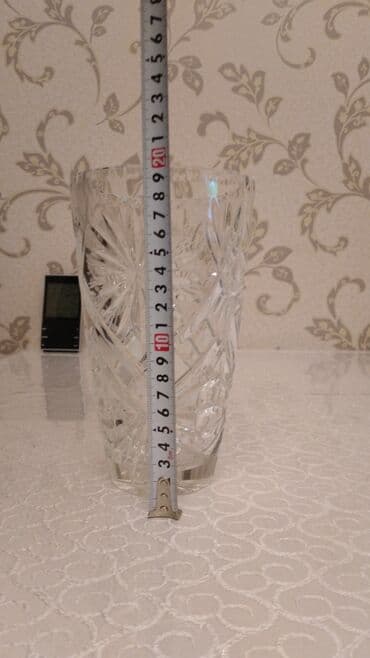 Bayram məhsulları: Xrustal guldan Tezedir Amma qutusu yoxdur 30 manat Catdirilma Koroglu — 2