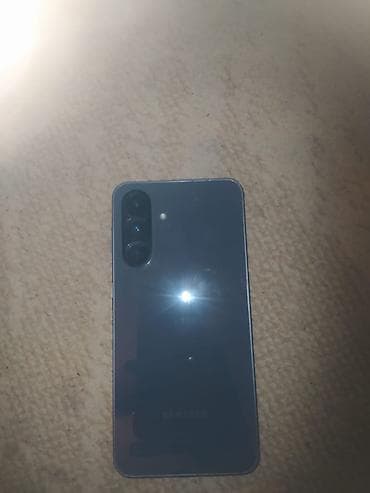 monitor 2 el: Samsung Galaxy A34 5G, цвет - Серый, Битый — 2