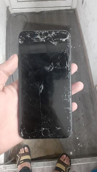 IPhone 8 Plus, 64 GB, Qara