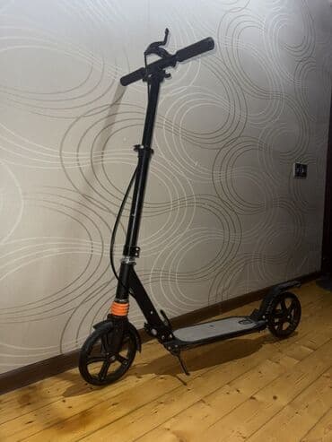 Kitablar və jurnallar: Şəhər tipli mexaniki (elektriksiz) skuter - Rəng: qara - Böyük — 2