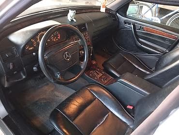 abş çəkmələri: Mercedes-Benz C-Class: 2.3 l | 2000 il Sedan — 8