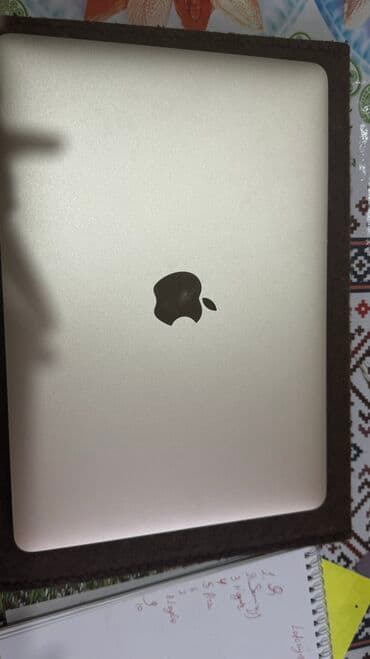 Mərmər effektli PVC panellər: İşlənmiş Apple MacBook, 12 ", Intel Core M, 256 GB — 2