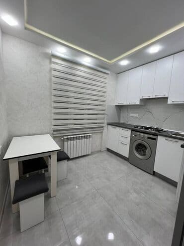 otaq yoldaşı qız: Nizami rayonu,Xalqlar metrosunun yanında,9 mərtəbənin,9-cu — 8