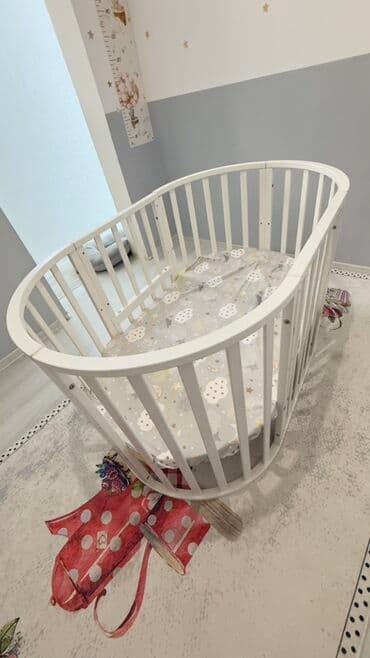 2 mərtəbəli çarpayı: Oğlan və qız üçün, Yumru, Beşik, Dəst ilə, Matras ilə, Yellənmə mexanizmsiz — 1