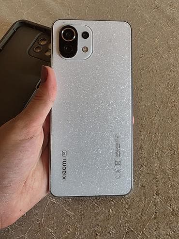 iphone 8 puls: Xiaomi Mi 11 Lite, 128 GB, rəng - Gümüşü, 
 İki sim kartlı — 1