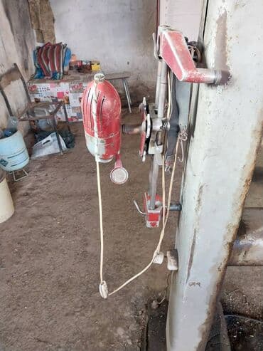 Avtoservis avadanlıqları: Razval aparatı polşa istehsalıdı, işlək vəziyyətdədi və bütün alətləri — 4