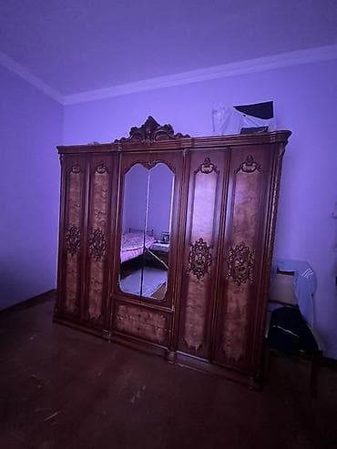 qapi icliyi: İşlənmiş, 6 qapı, Güzgülü, Qəhvəyi, Taxta, Açılan, Düz dolab — 5