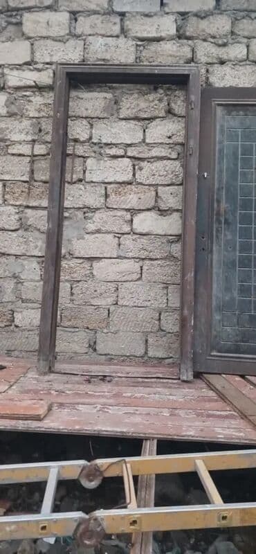 giriş qapılar: Mənzil üçün İşlənmiş Giriş qapısı Glazok ilə, Zəmanətsiz, Ödənişli quraşdırma, Ünvandan götürmə — 11