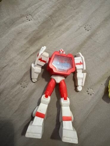 3d uşaq futbolkaları: Oyuncaq kolleksiyası – müxtəlif fiqurlar və yumşaq oyuncaqlar dəsti — 7